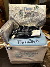 Deluxe Baby Gift Basket with Quilt