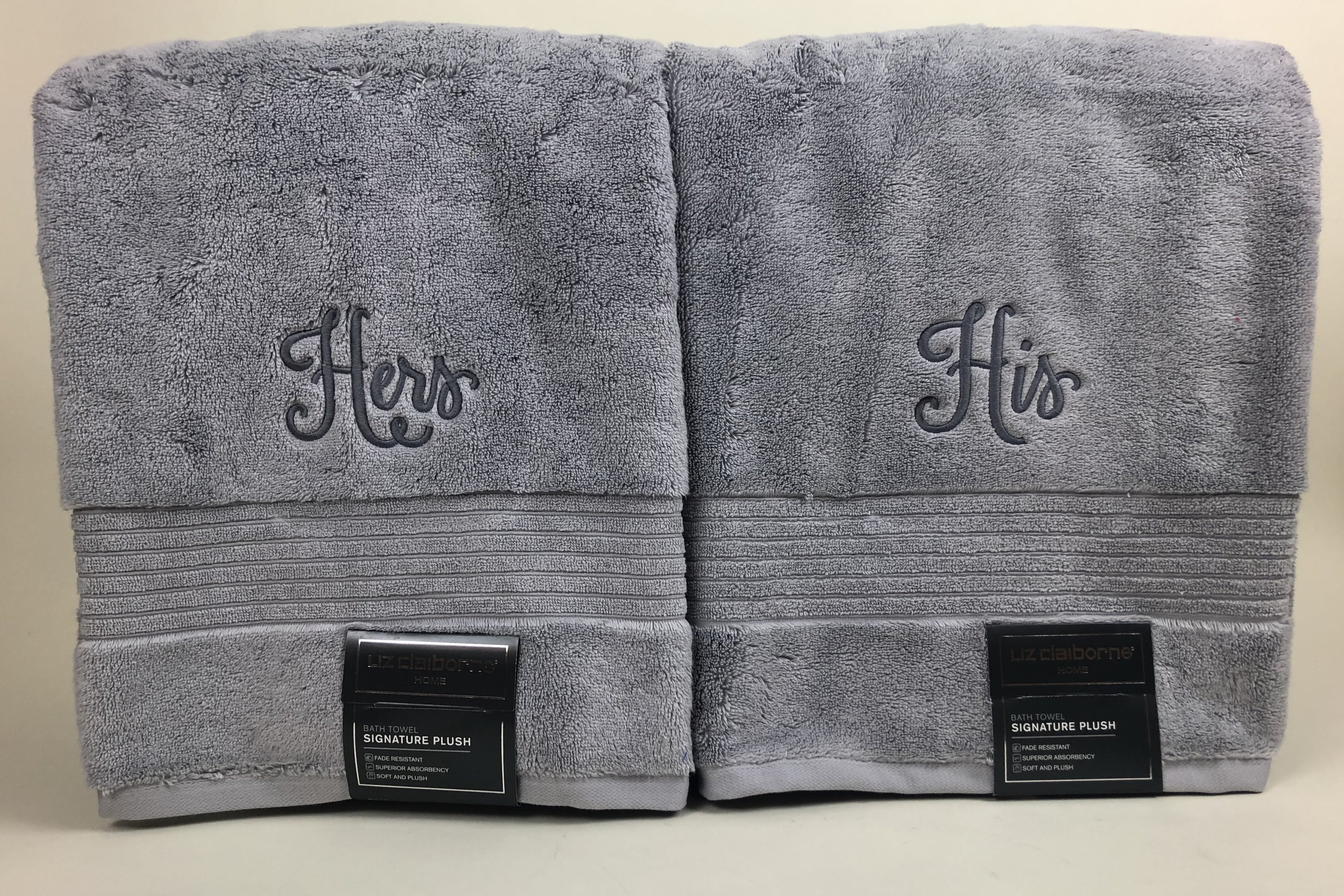 6 Piece Monogrammed Towel Set - Excellent Gift for Grads, New